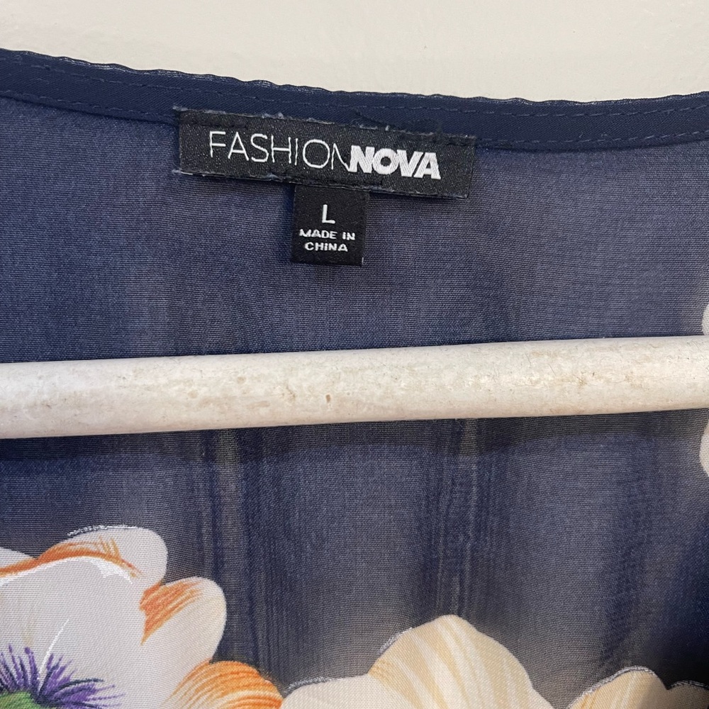 Dress - Picture 2 of 3